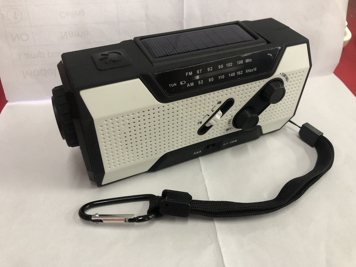 Crew Solar Radio (Hand crank solar radio)